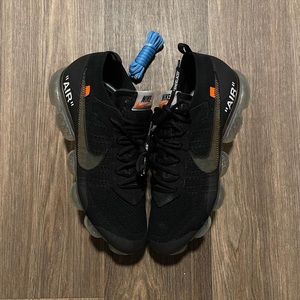 Off white vapor max🔥(Black pair)